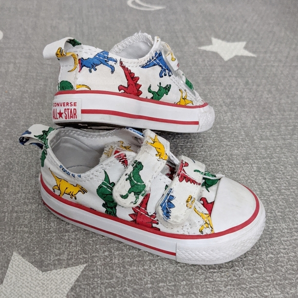 converse dinosaur velcro